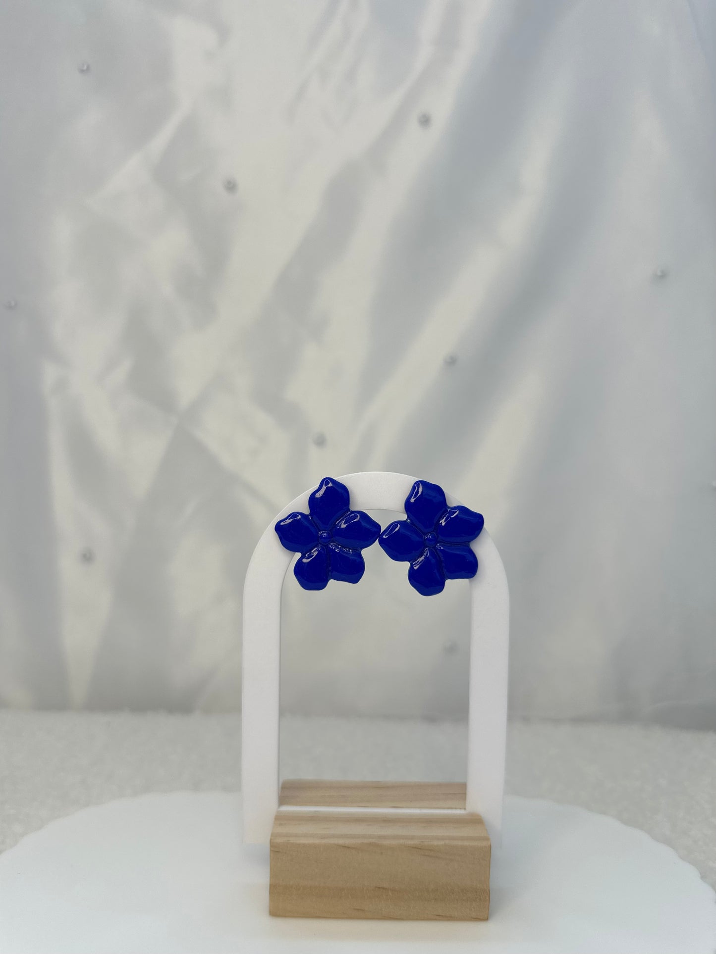 Boucle d'oreille à clous Iris