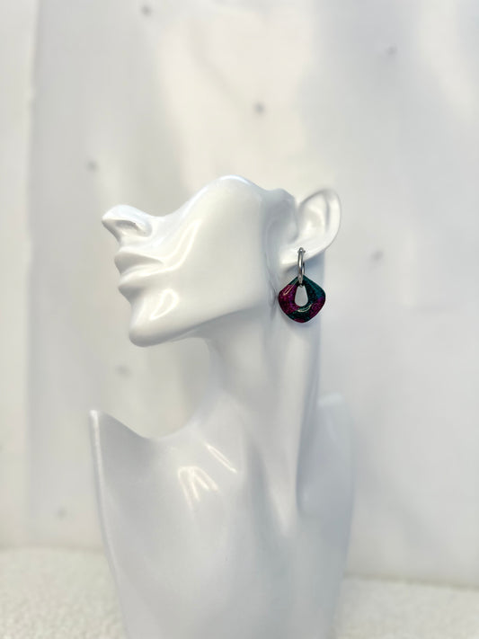 Boucle d'oreille Prune